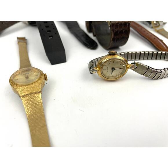 Lot Of 24 Vintage Assorted Watches For Repair Need New Batteries Untested Modern - Picture 8 of 13